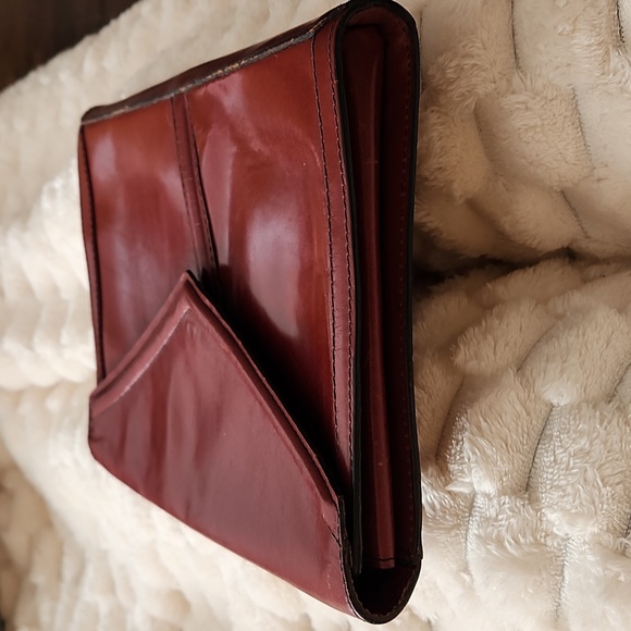 Beautiful Vintage Leather Clutch - Picture 5 of 11